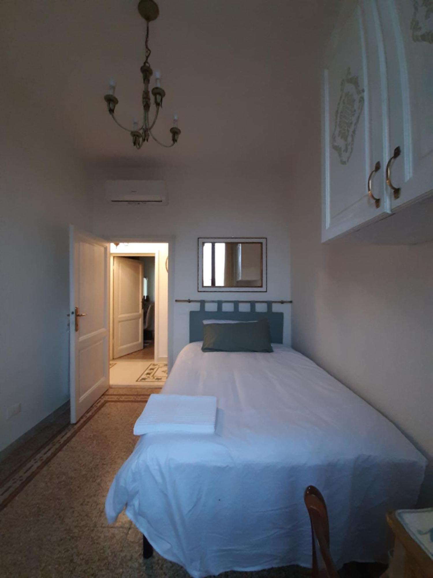 Apartment Mary&flo House - A Due Passi Dal Centro - Free Private Parking