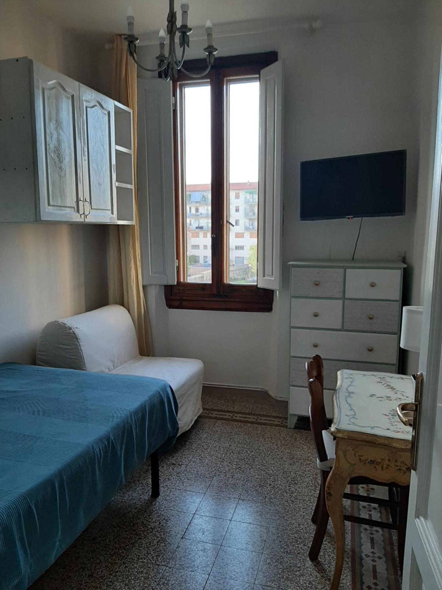 Mary&flo House - A Due Passi Dal Centro - Free Private Parking Florence